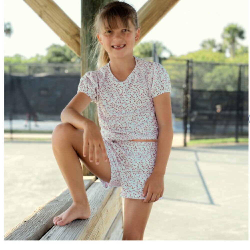 Minnow girls regatta red ditsy floral puff sleeve french terry set top short 7-8